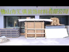 Foshan Huiju Decoration Material Co. Ltd. (Фосхан Хуэйджу) - компания, занимающаяся украшениями.