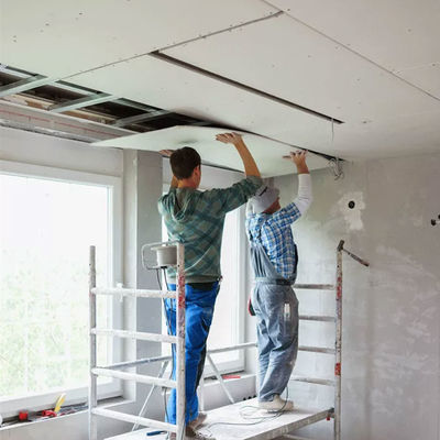 Хорошая цена Декоративная гипсовая доска 12mm, доска гипса 4x8 для внутреннего раздела стены онлайн