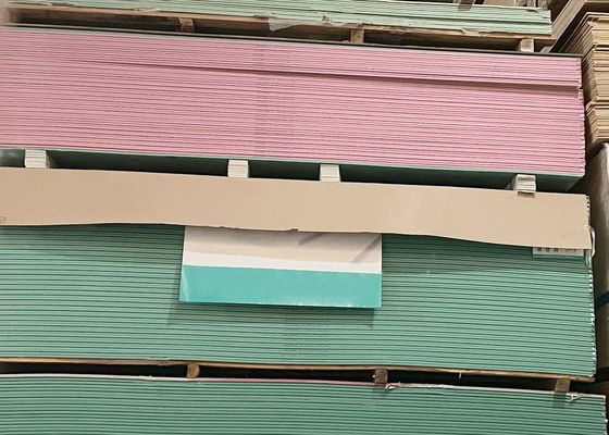 Новый стиль Knauf Хорошая плоскость Плоскость гипсовая доска, устойчивая к плесенью, с современным украшением, используемая для гипсового потолка