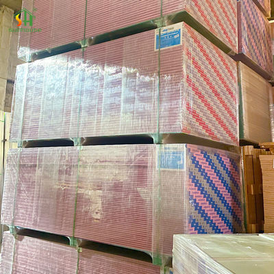 Хорошая цена Специализированный 9Мм/12Мм/15Мм огнестойкий гипсовый стеновой доски Негорячее гипсовое ядро гипсокартон онлайн