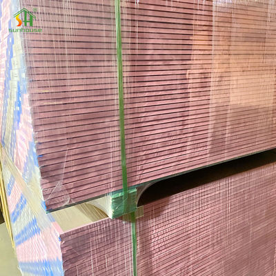 Хорошая цена Прямая продажа Огнеупорная гипсокартонная потолка 1220X2440Мм 9Мм Внутренняя гипсокартонная плита онлайн